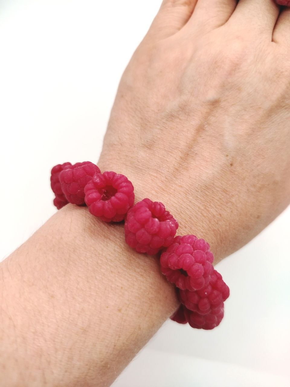 Bransoletka maliny handmade z kolczykami – biżuteria z glinki polimerowej